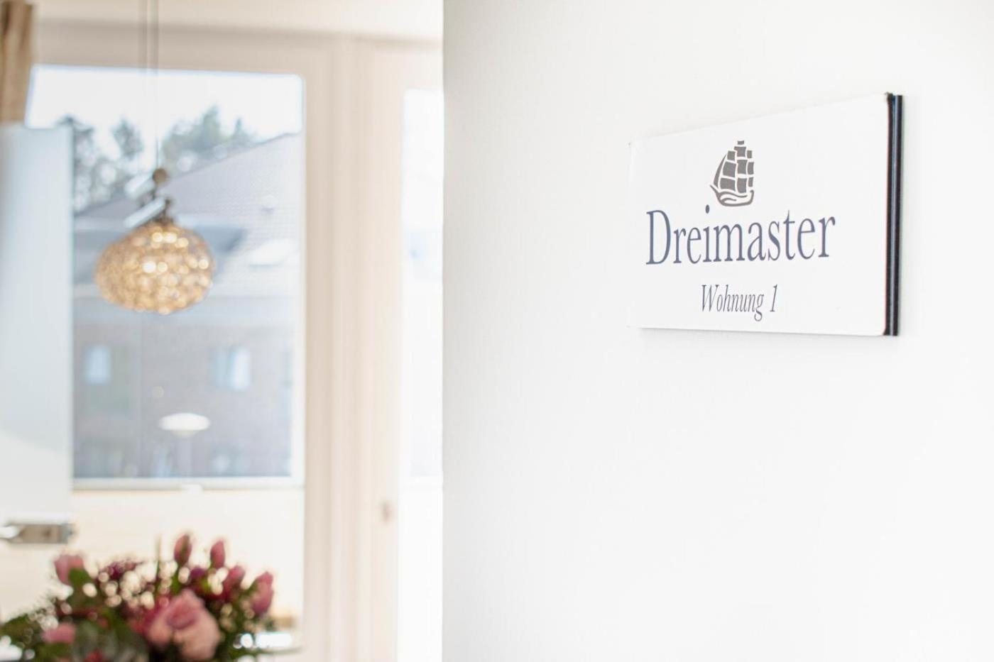 Ferienwohnung Dreimaster Lübeck Buitenkant foto