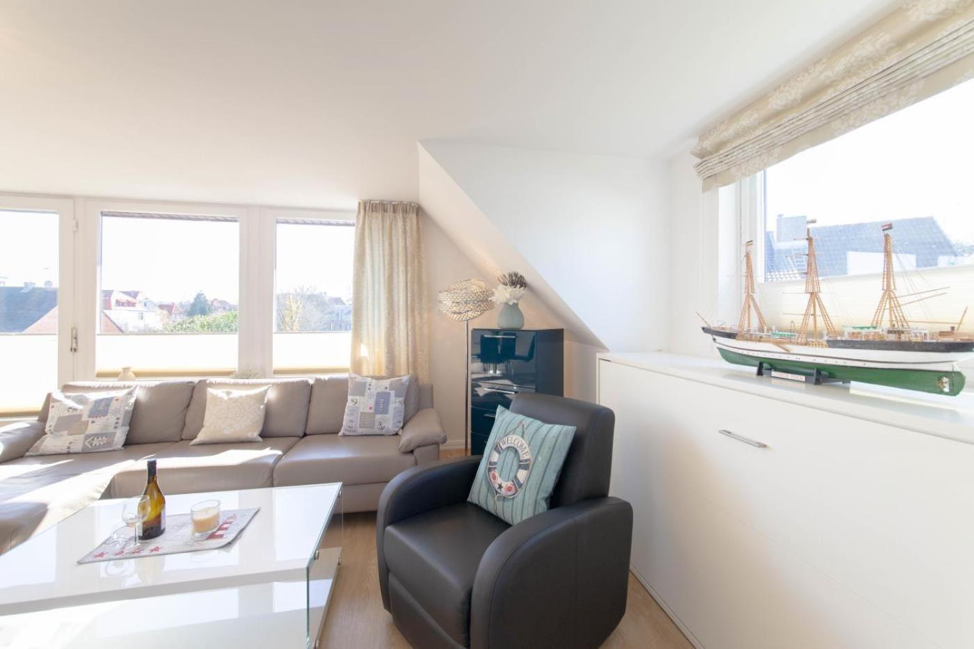 Ferienwohnung Dreimaster Lübeck Buitenkant foto