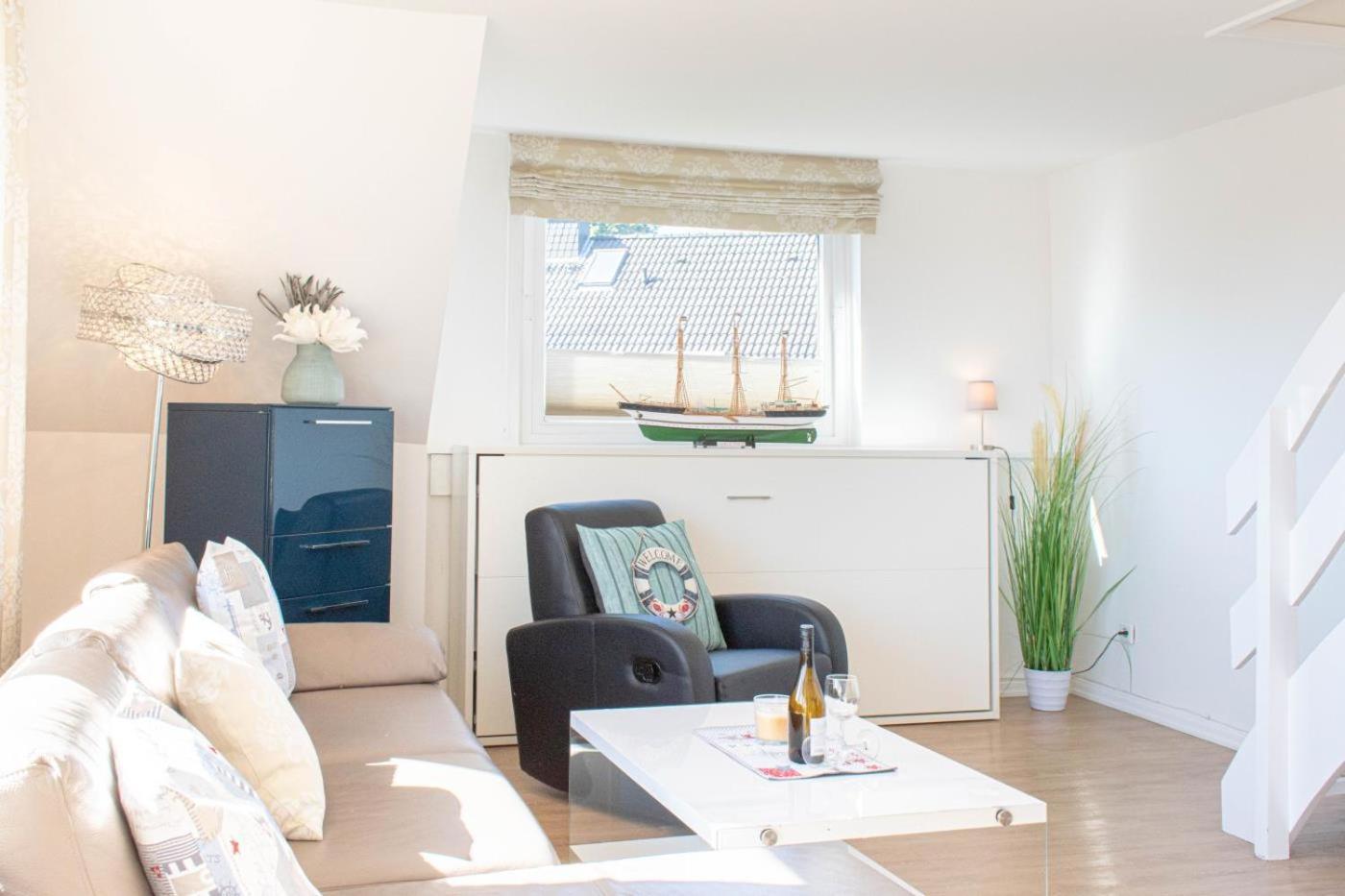 Ferienwohnung Dreimaster Lübeck Buitenkant foto